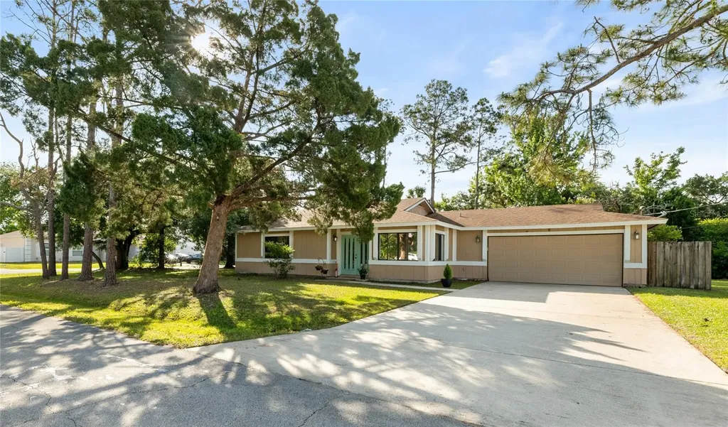 8 Lladd Court Palm Coast FL 32164