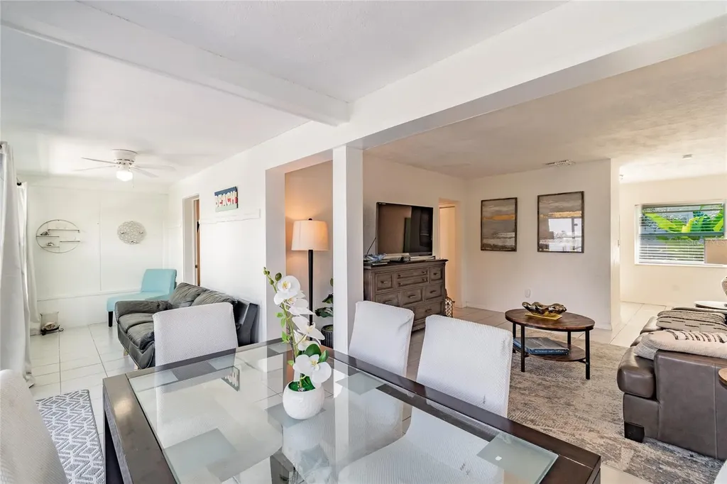 607 Betmor Lane Palm Harbor FL 34683