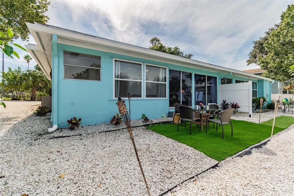 607 Betmor Lane Palm Harbor FL 34683