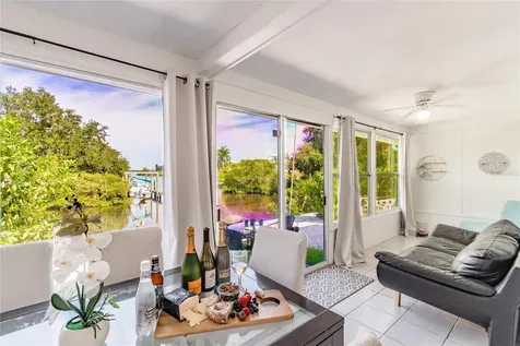 607 Betmor Lane Palm Harbor FL 34683