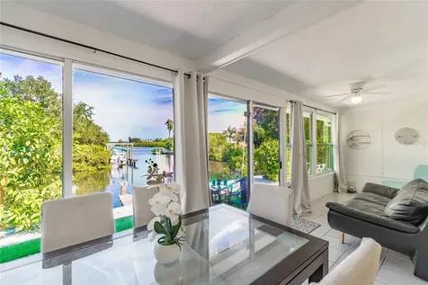 607 Betmor Lane Palm Harbor FL 34683