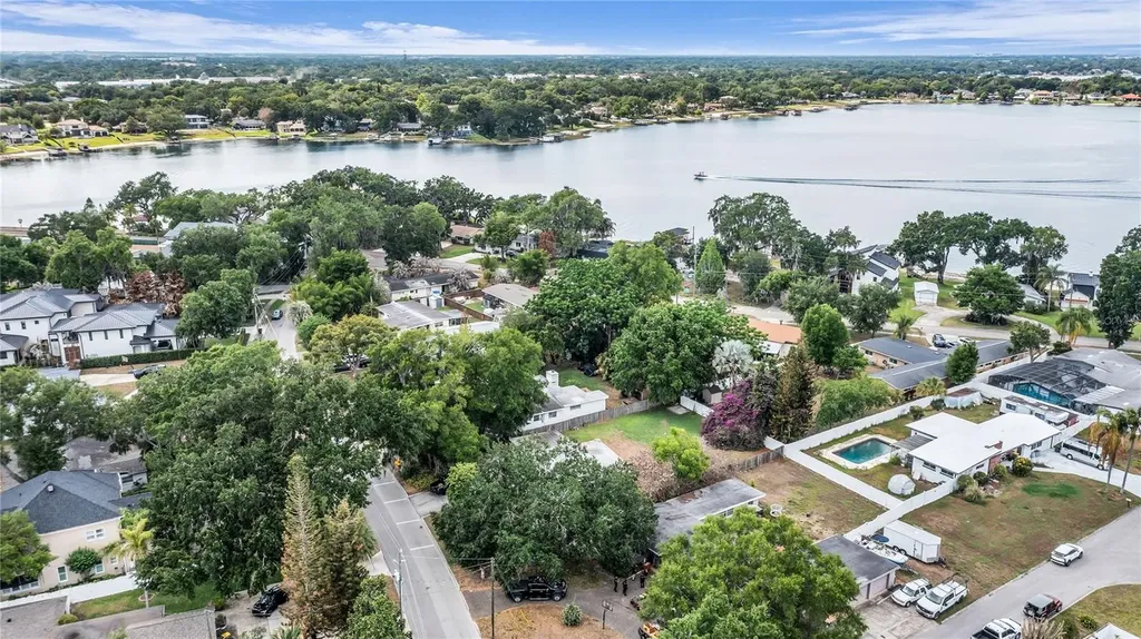 2231 Homewood Drive Belle Isle FL 32809