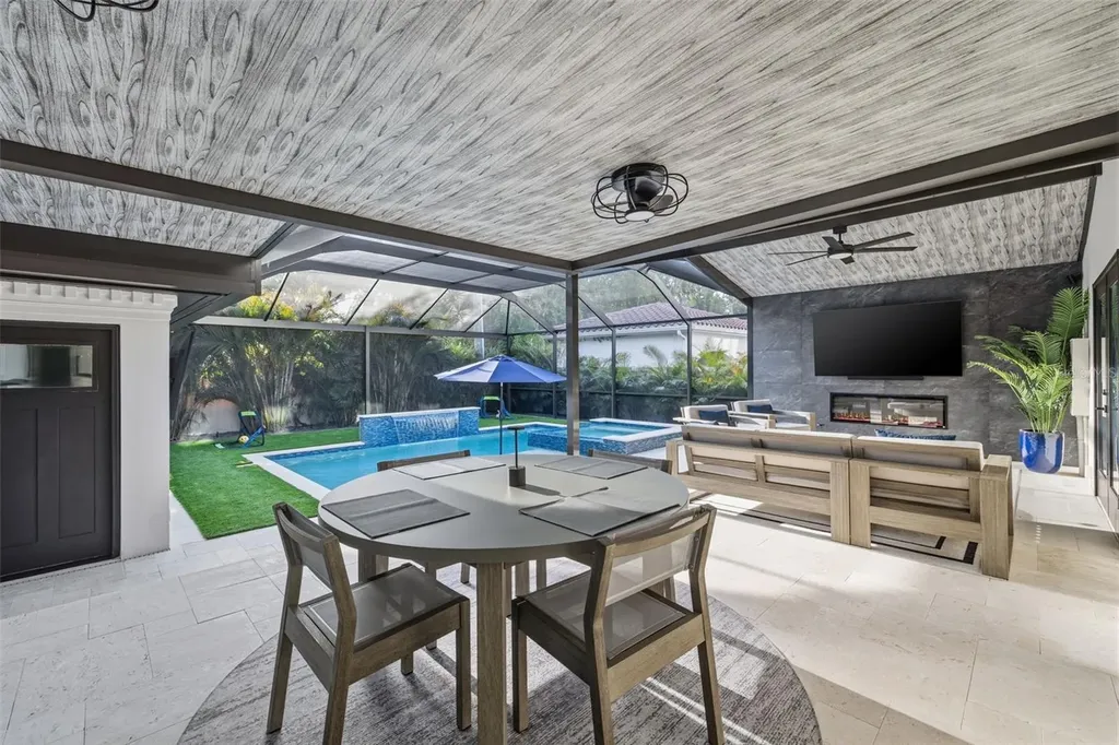 417 S Paloma Place Tampa FL 33609