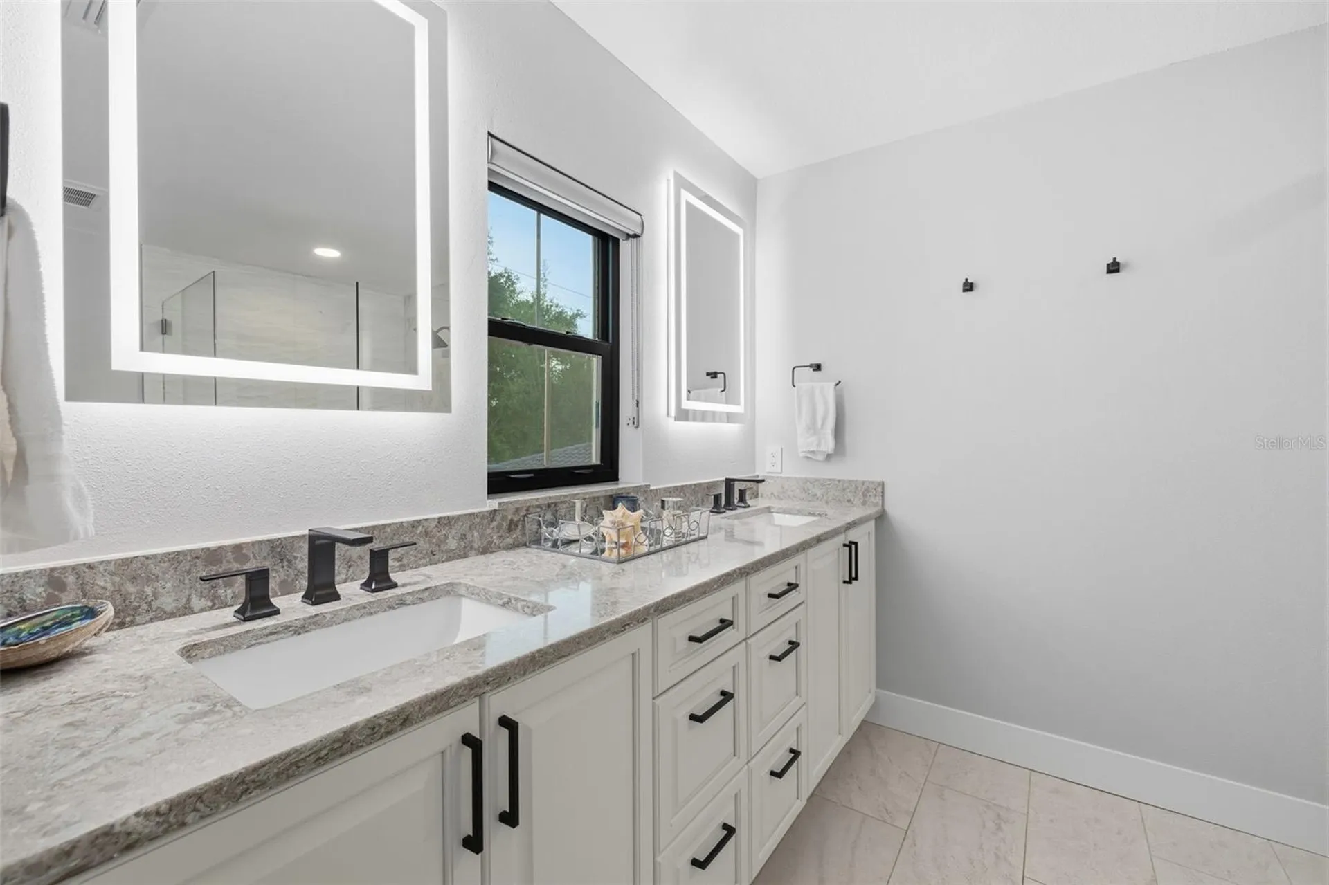 417 S Paloma Place Tampa FL 33609