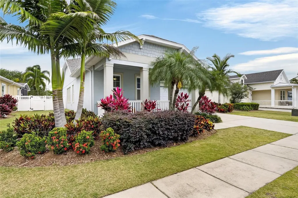 513 Manns Harbor Drive Apollo Beach FL 33572