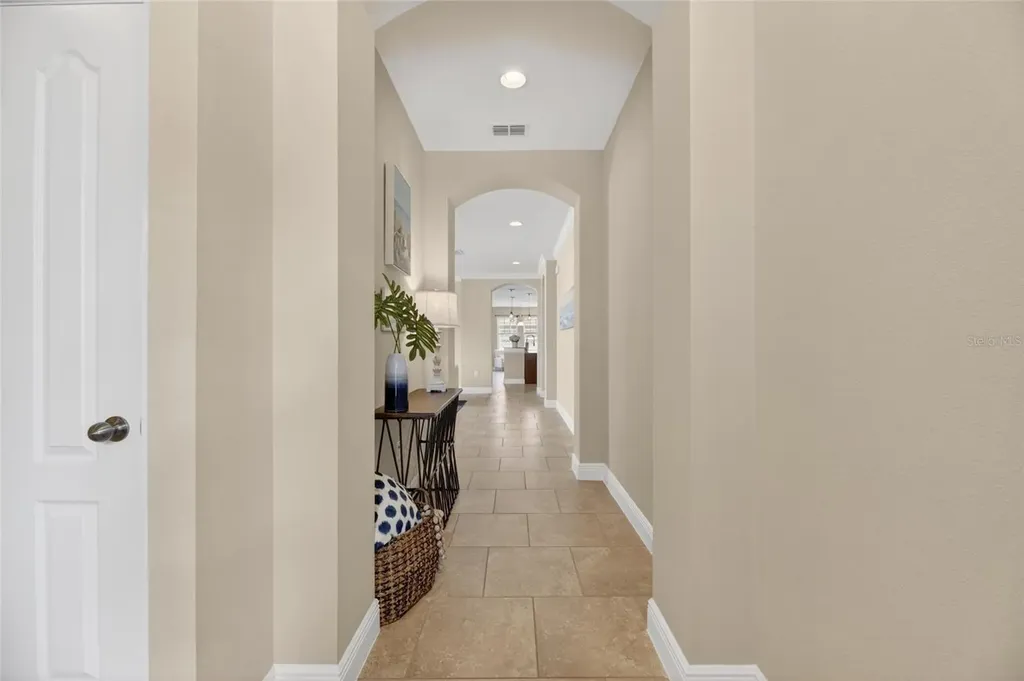 513 Manns Harbor Drive Apollo Beach FL 33572