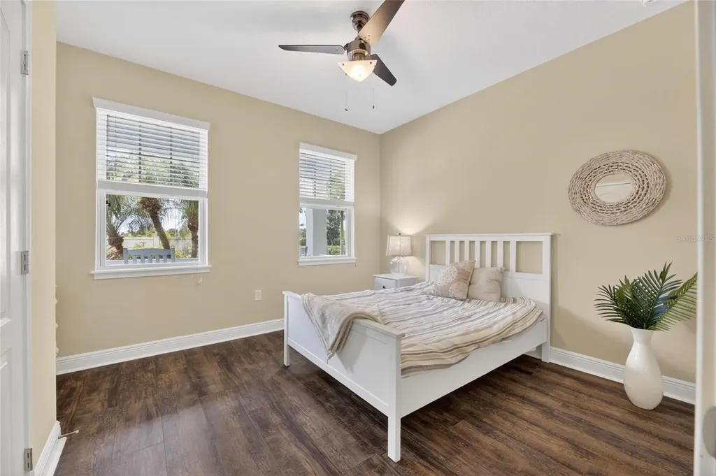 513 Manns Harbor Drive Apollo Beach FL 33572