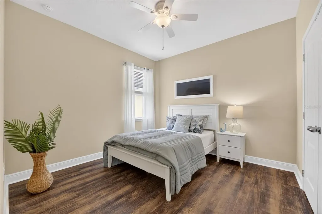 513 Manns Harbor Drive Apollo Beach FL 33572