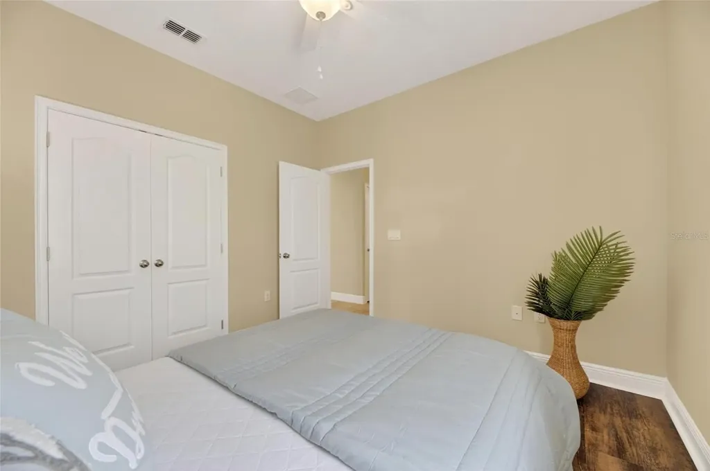 513 Manns Harbor Drive Apollo Beach FL 33572