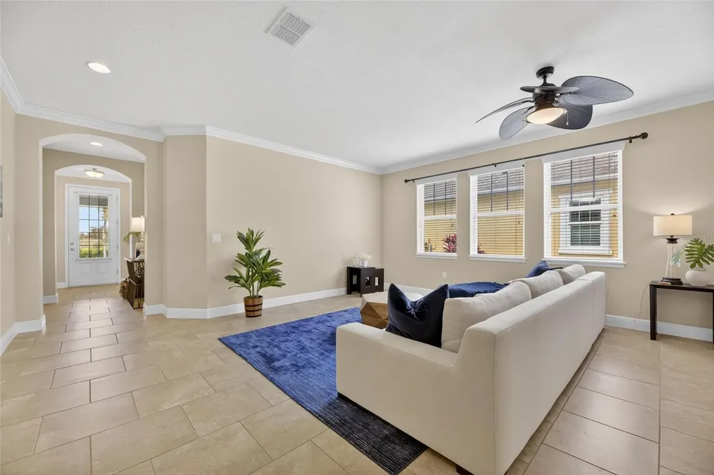 513 Manns Harbor Drive Apollo Beach FL 33572