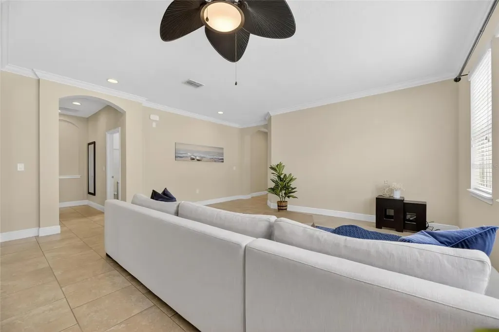 513 Manns Harbor Drive Apollo Beach FL 33572