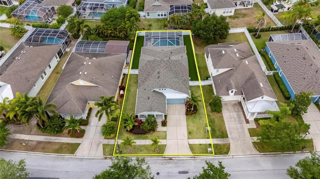 513 Manns Harbor Drive Apollo Beach FL 33572