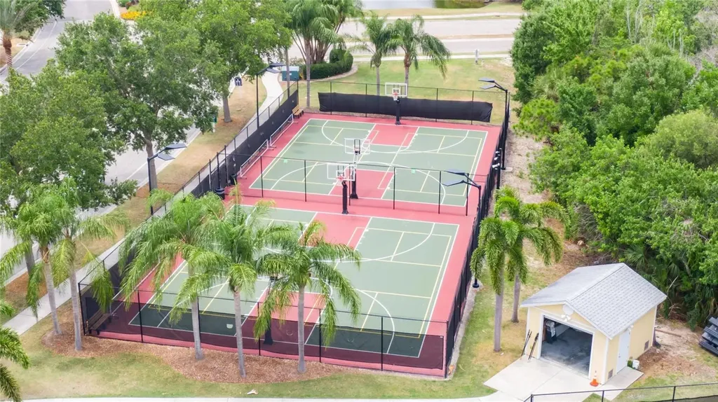 513 Manns Harbor Drive Apollo Beach FL 33572
