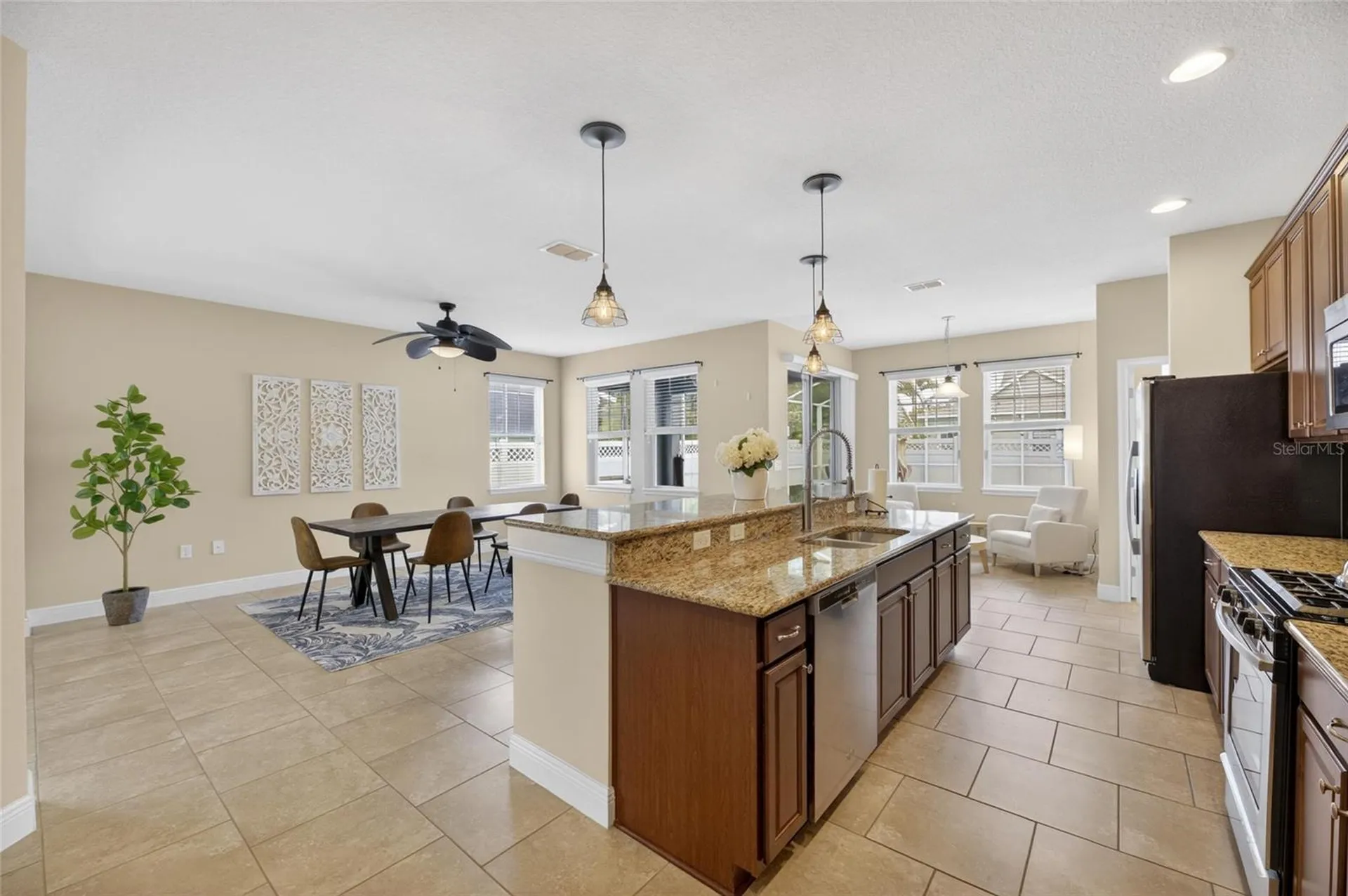 513 Manns Harbor Drive Apollo Beach FL 33572