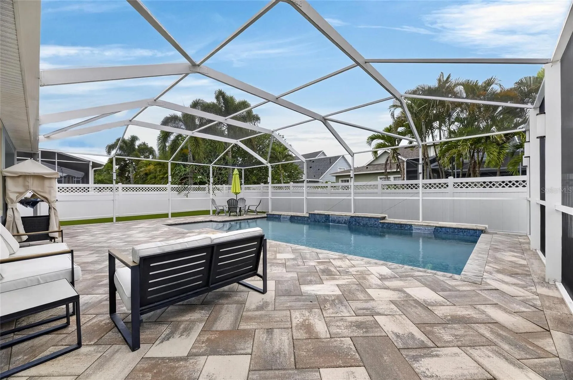 513 Manns Harbor Drive Apollo Beach FL 33572