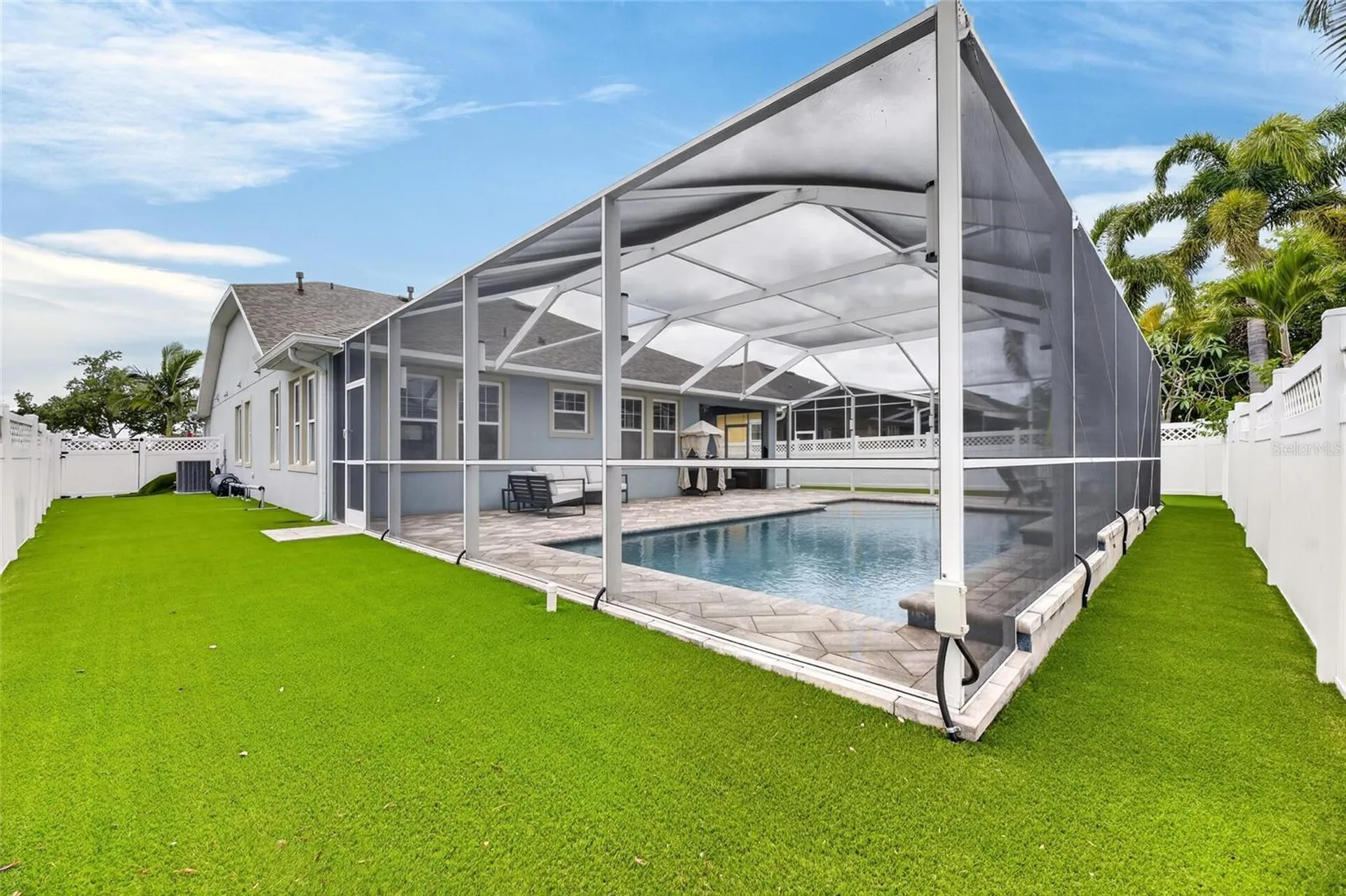 513 Manns Harbor Drive Apollo Beach FL 33572
