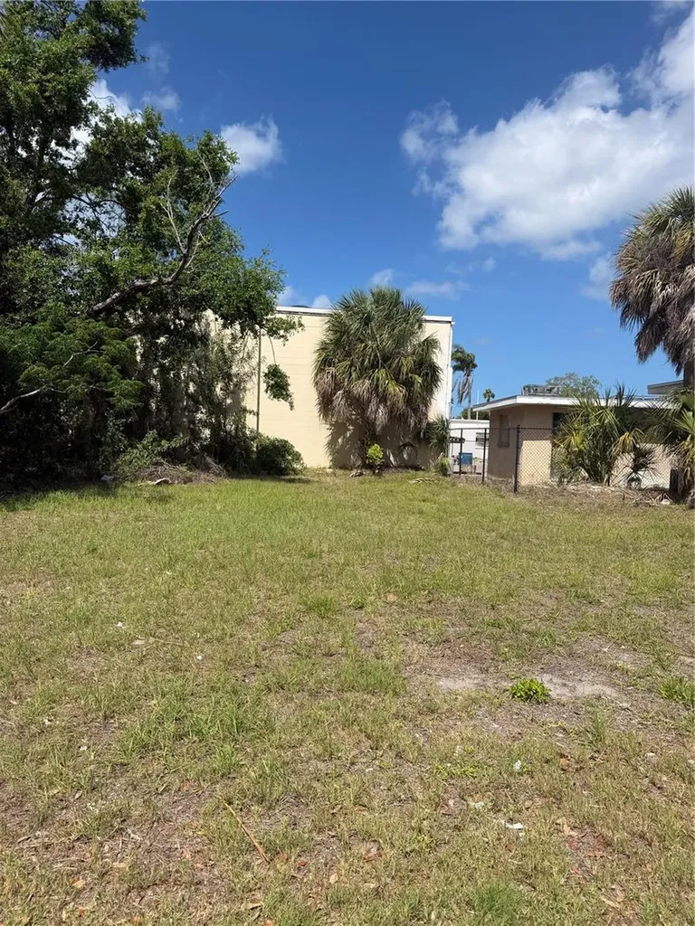 1104 North Garden Avenue Clearwater FL 33755