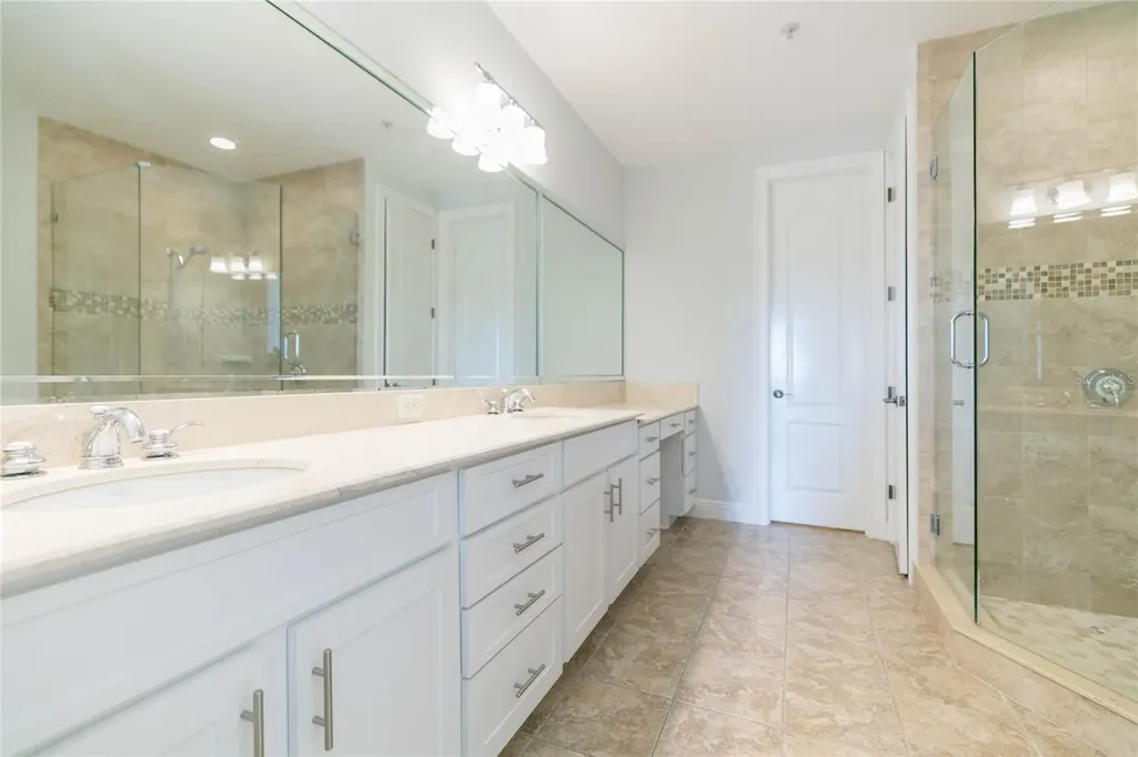 114 E Davis Boulevard Tampa FL 33606
