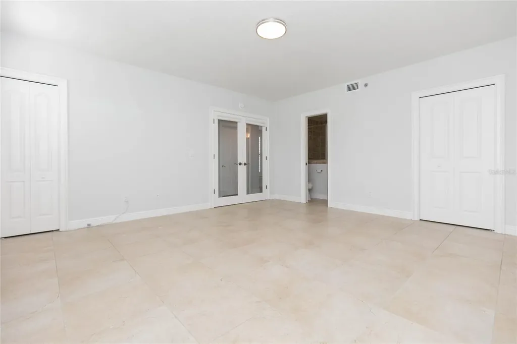 114 E Davis Boulevard Tampa FL 33606