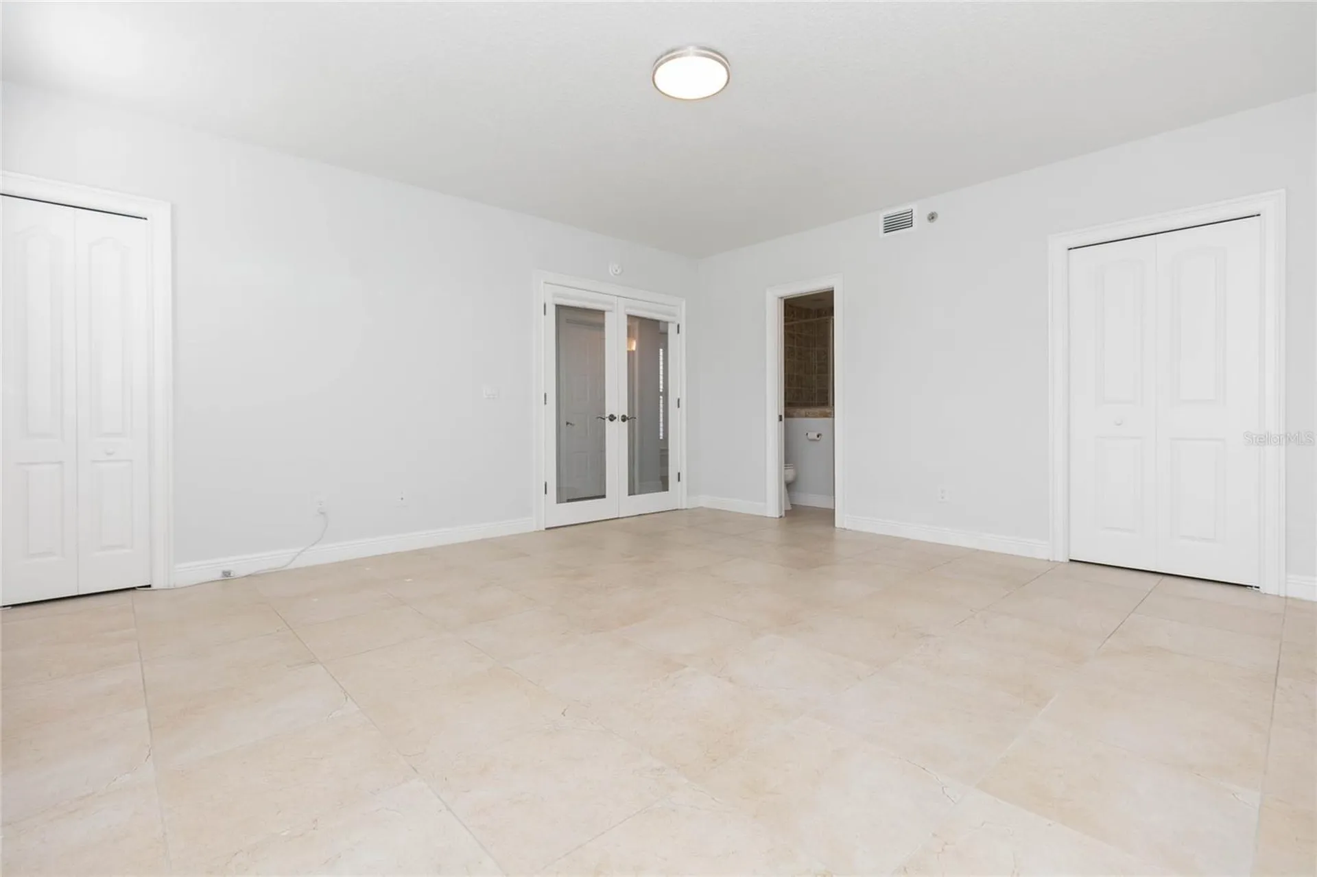 114 E Davis Boulevard Tampa FL 33606