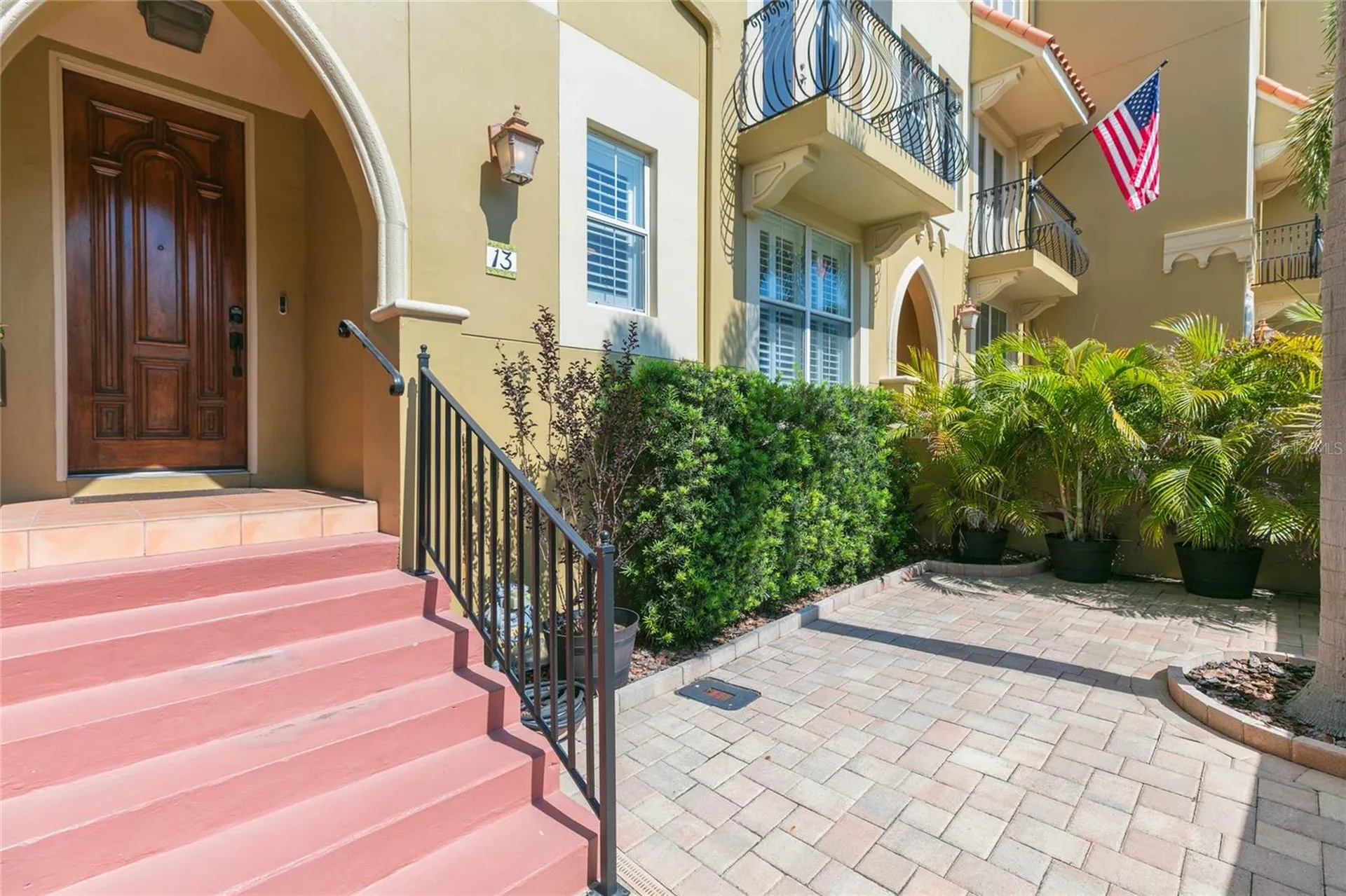 114 E Davis Boulevard Tampa FL 33606