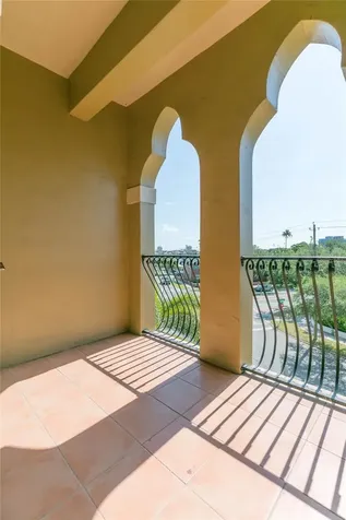 114 E Davis Boulevard Tampa FL 33606