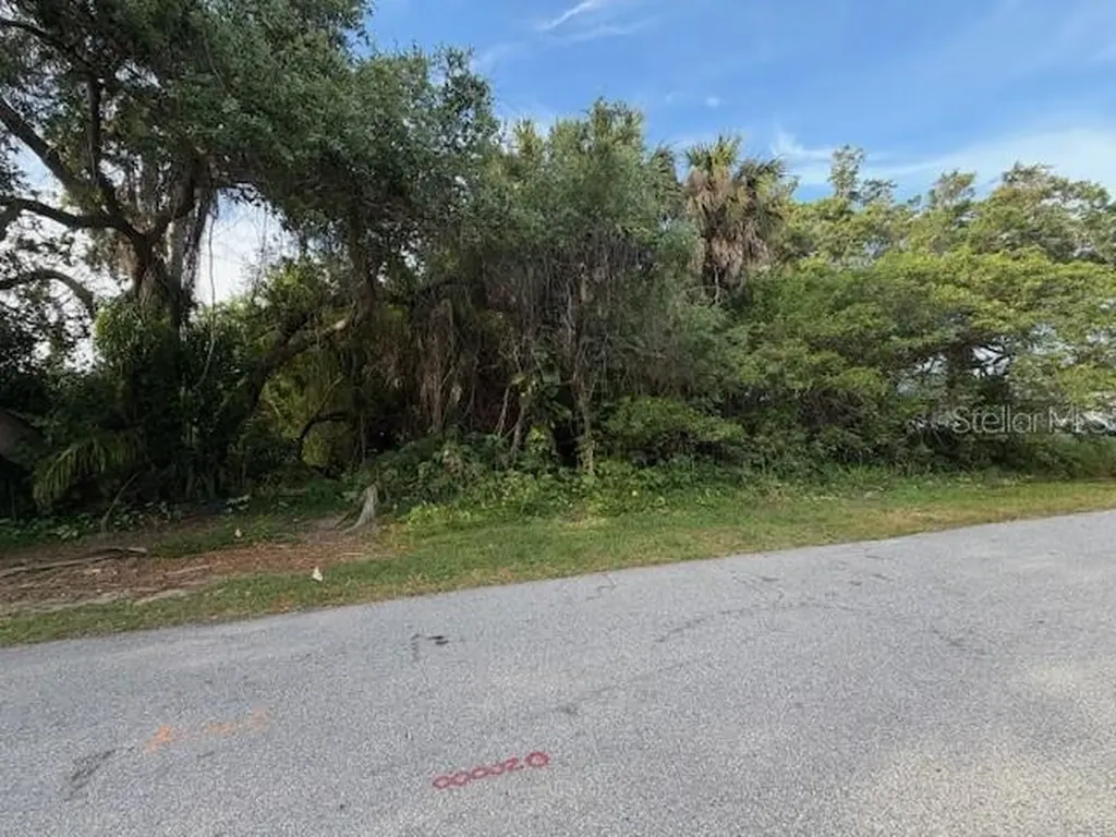 21447 Dranson Avenue Port Charlotte FL 33952