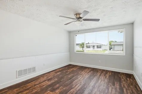 3551 Darlington Road Holiday FL 34691