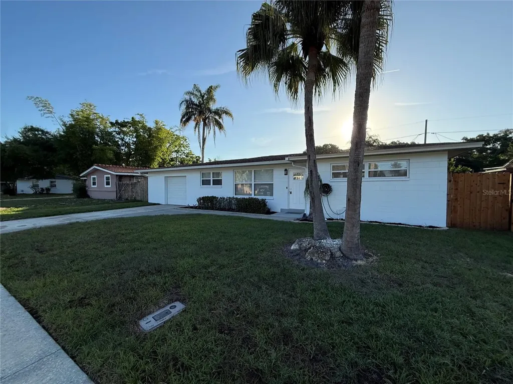 15573 Bedford Circle E Clearwater FL 33764