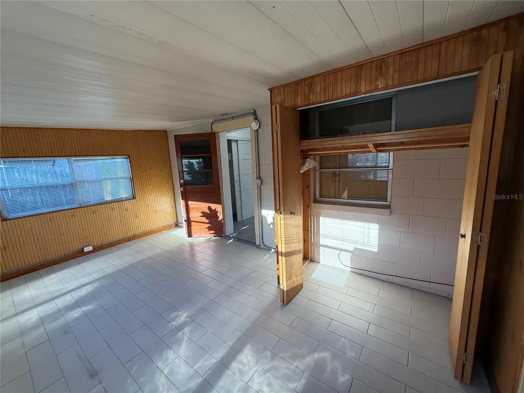 15573 Bedford Circle E Clearwater FL 33764