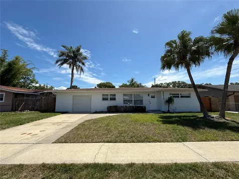 15573 Bedford Circle E Clearwater FL 33764