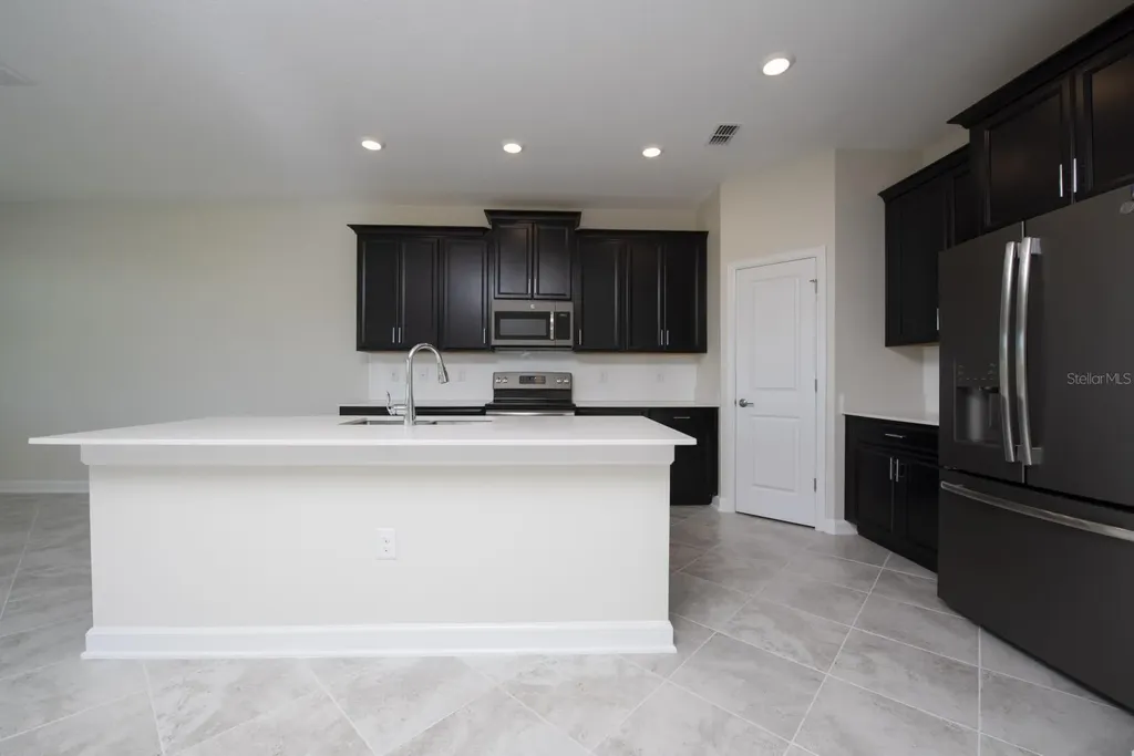 1037 Blackwolf Run Road Davenport FL 33896
