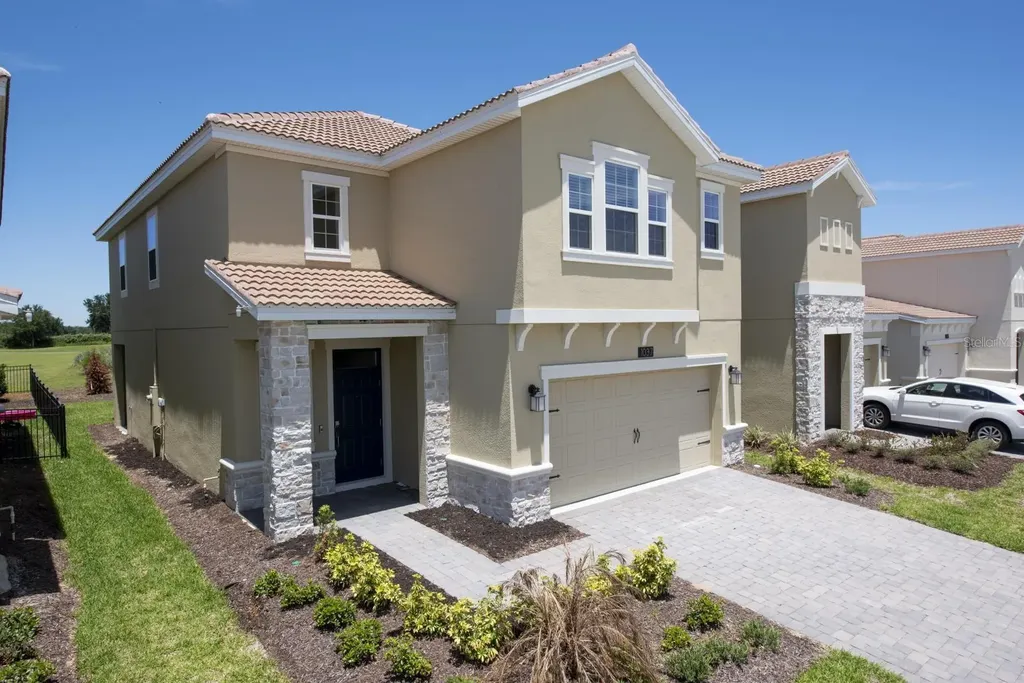 1037 Blackwolf Run Road Davenport FL 33896