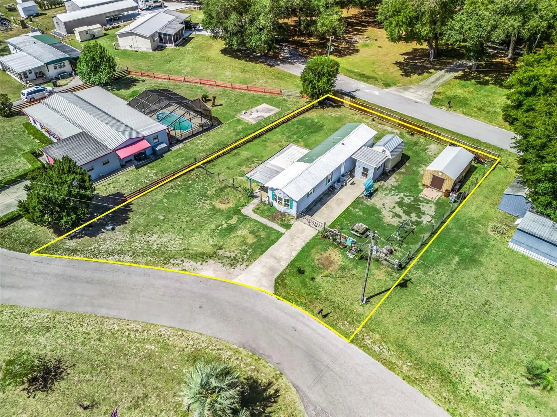 10114 SE 24th Street Webster FL 33597