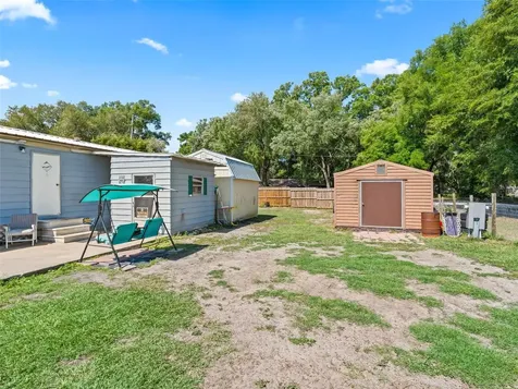 10114 SE 24th Street Webster FL 33597