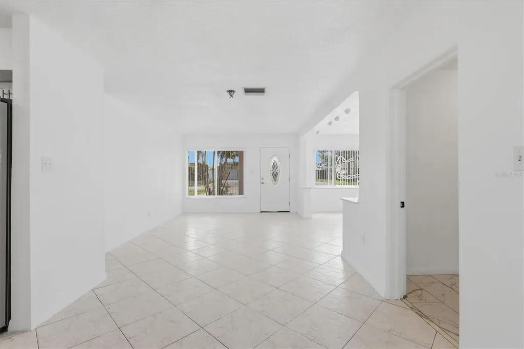 721 Bayshore Drive Tarpon Springs FL 34689