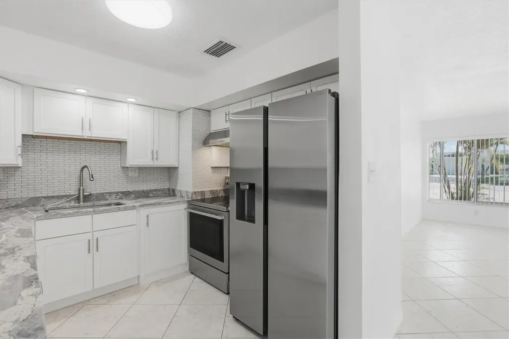 721 Bayshore Drive Tarpon Springs FL 34689