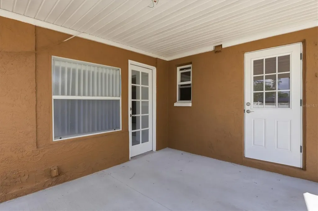 721 Bayshore Drive Tarpon Springs FL 34689