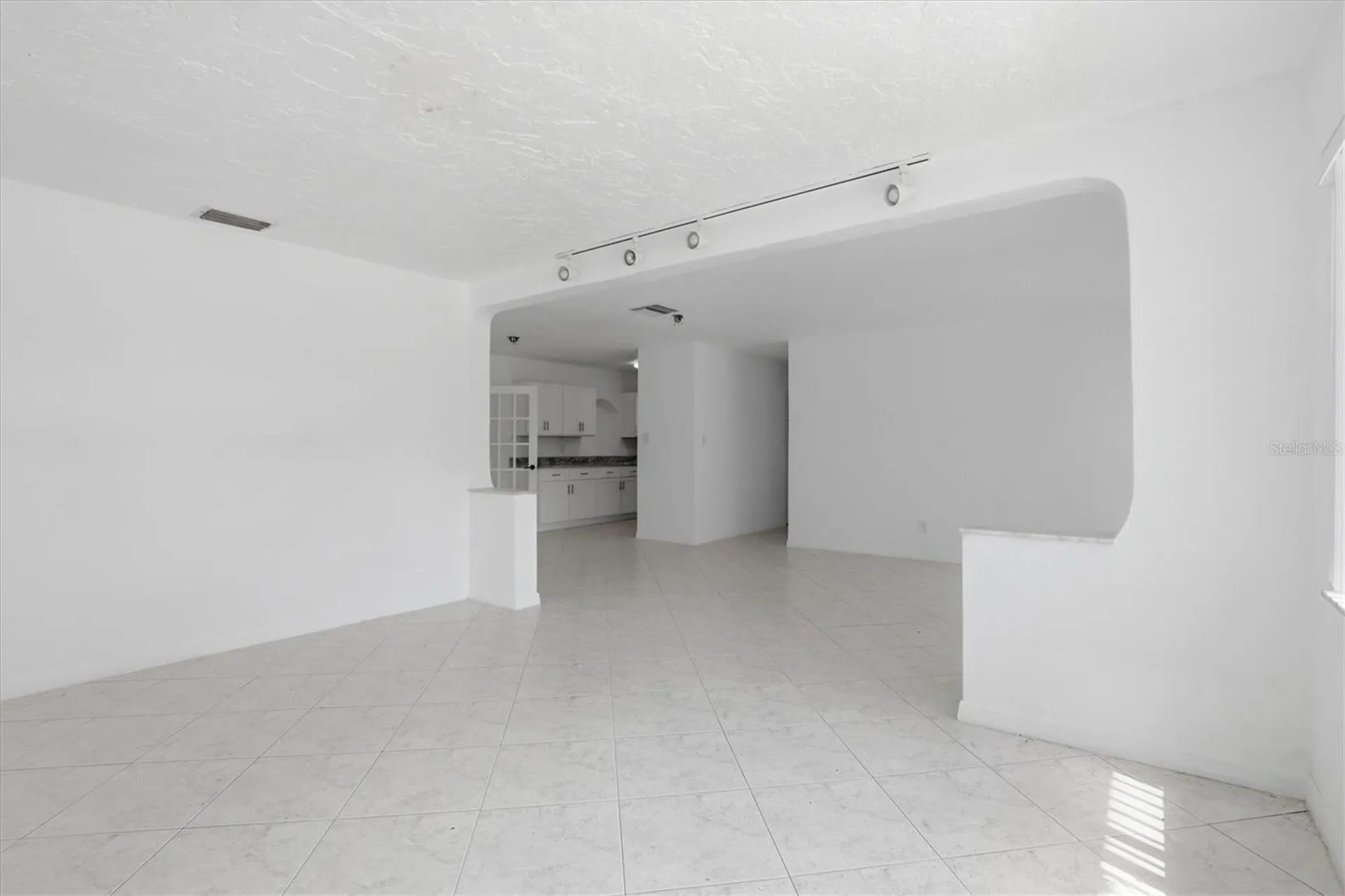 721 Bayshore Drive Tarpon Springs FL 34689