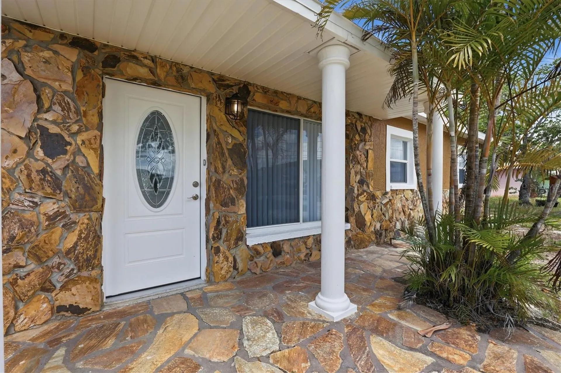 721 Bayshore Drive Tarpon Springs FL 34689