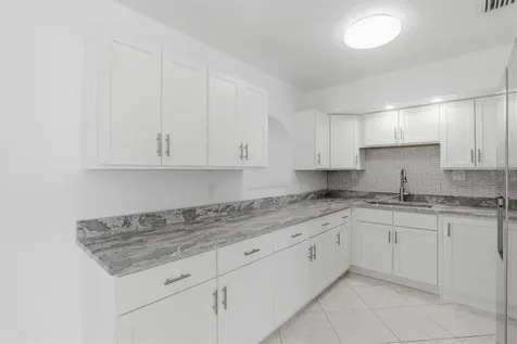 721 Bayshore Drive Tarpon Springs FL 34689
