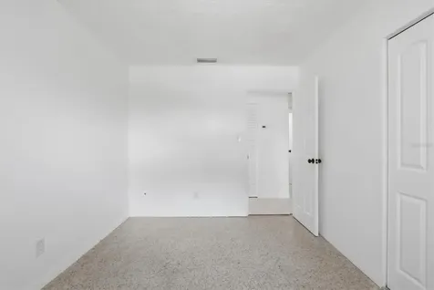 721 Bayshore Drive Tarpon Springs FL 34689