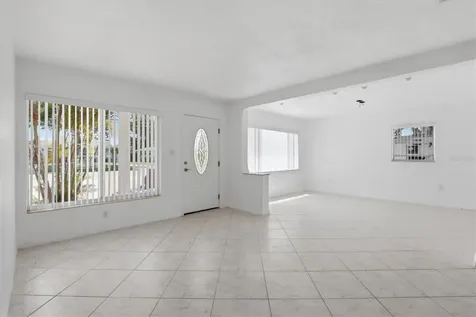 721 Bayshore Drive Tarpon Springs FL 34689