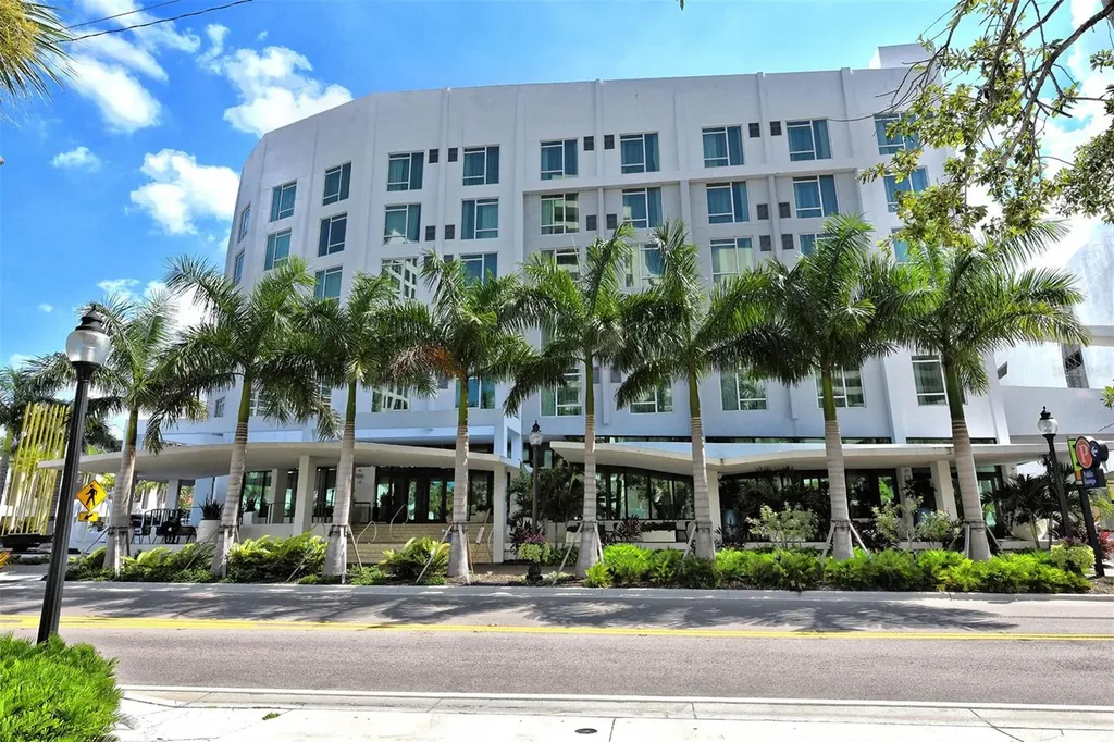 235 Cocoanut Avenue Sarasota FL 34236