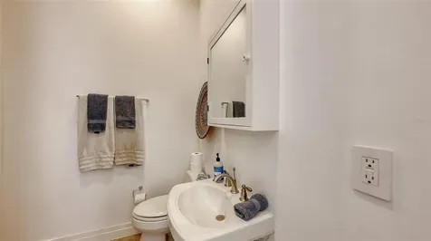 235 Cocoanut Avenue Sarasota FL 34236