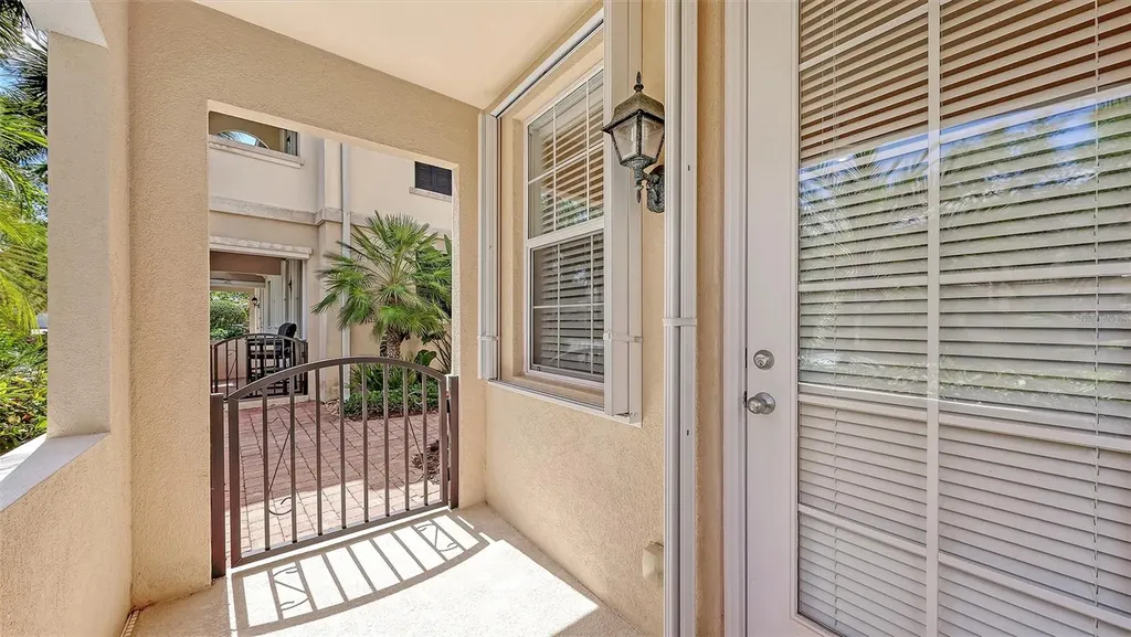 1586 Dorgali Drive Sarasota FL 34238