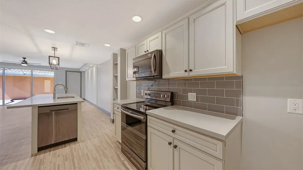 1586 Dorgali Drive Sarasota FL 34238
