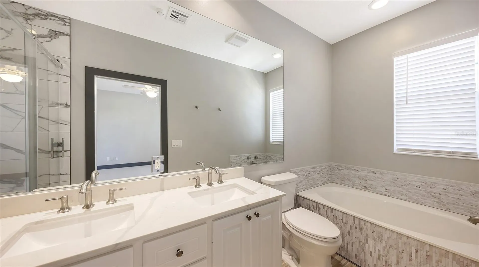 1586 Dorgali Drive Sarasota FL 34238