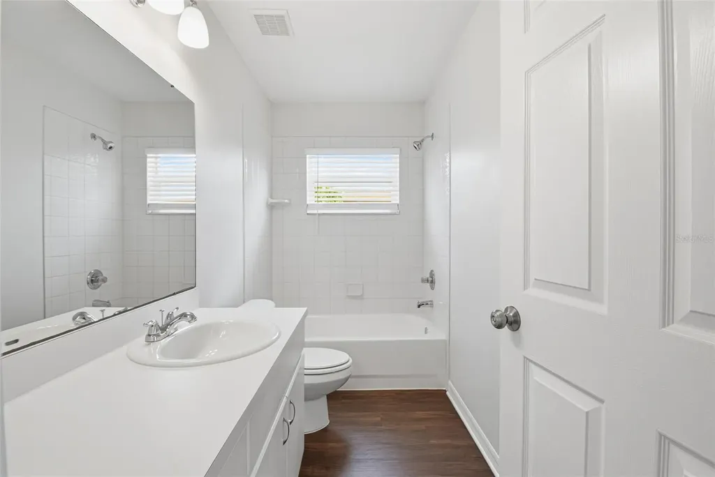 1452 Baythorn Drive Wesley Chapel FL 33543