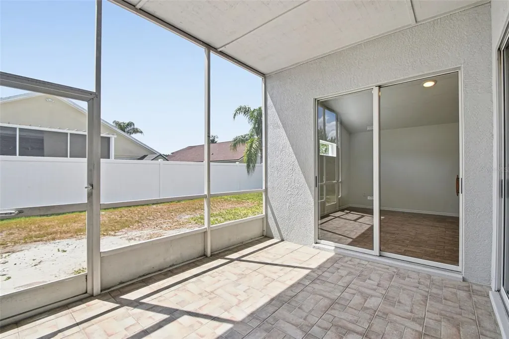 1452 Baythorn Drive Wesley Chapel FL 33543
